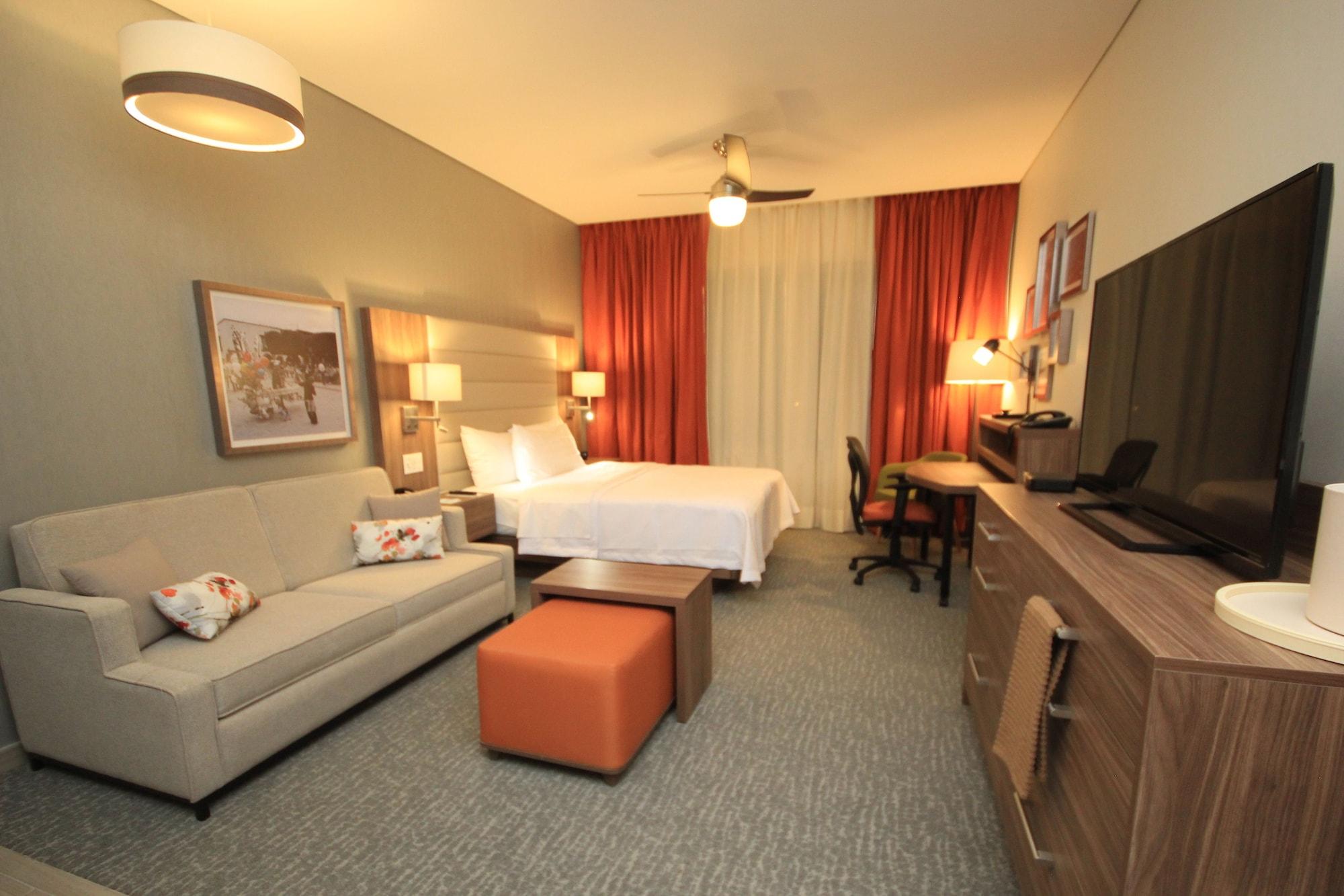 Fiesta Inn Suites Aeropuerto Del Bajio Silao Luaran gambar