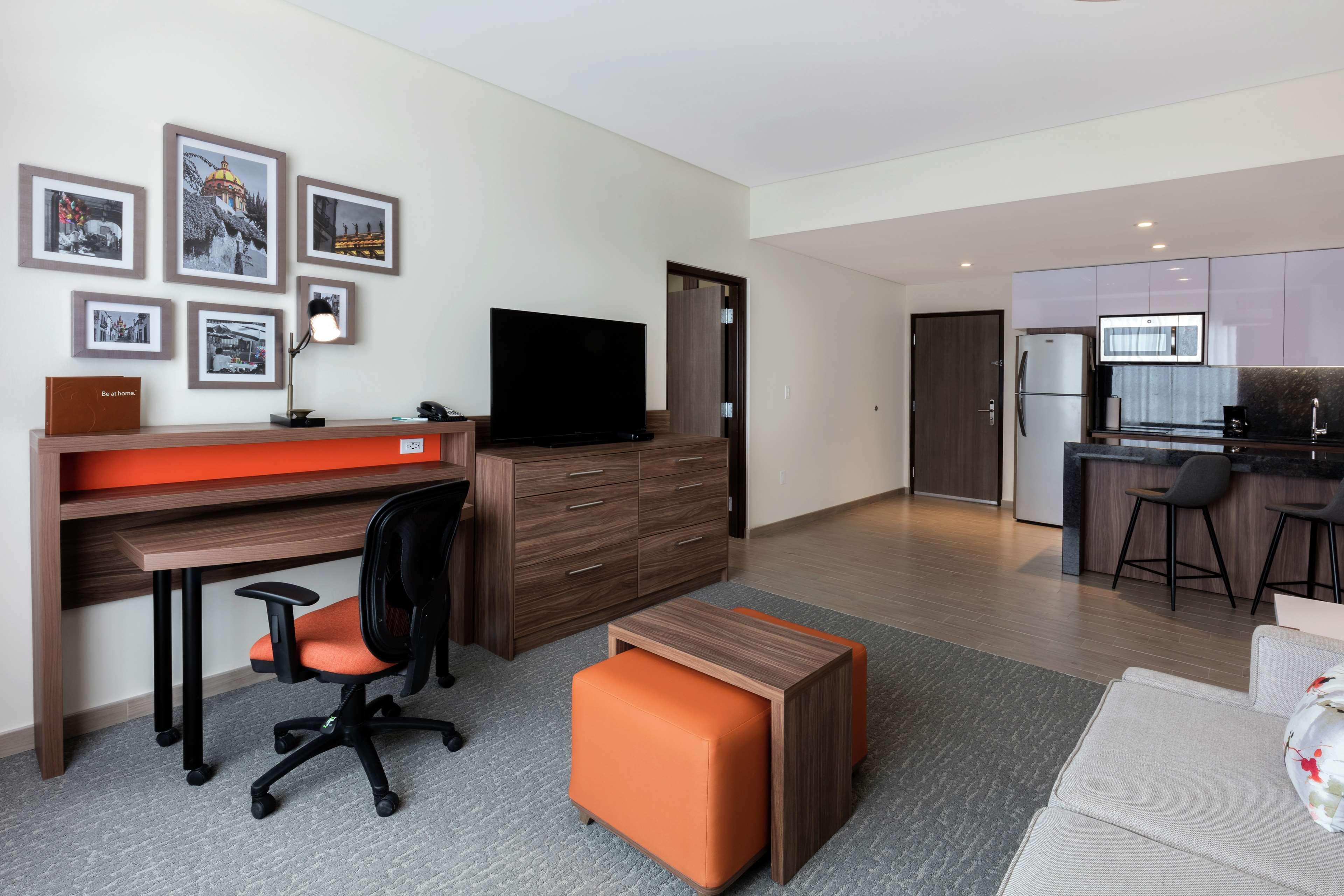 Fiesta Inn Suites Aeropuerto Del Bajio Silao Luaran gambar